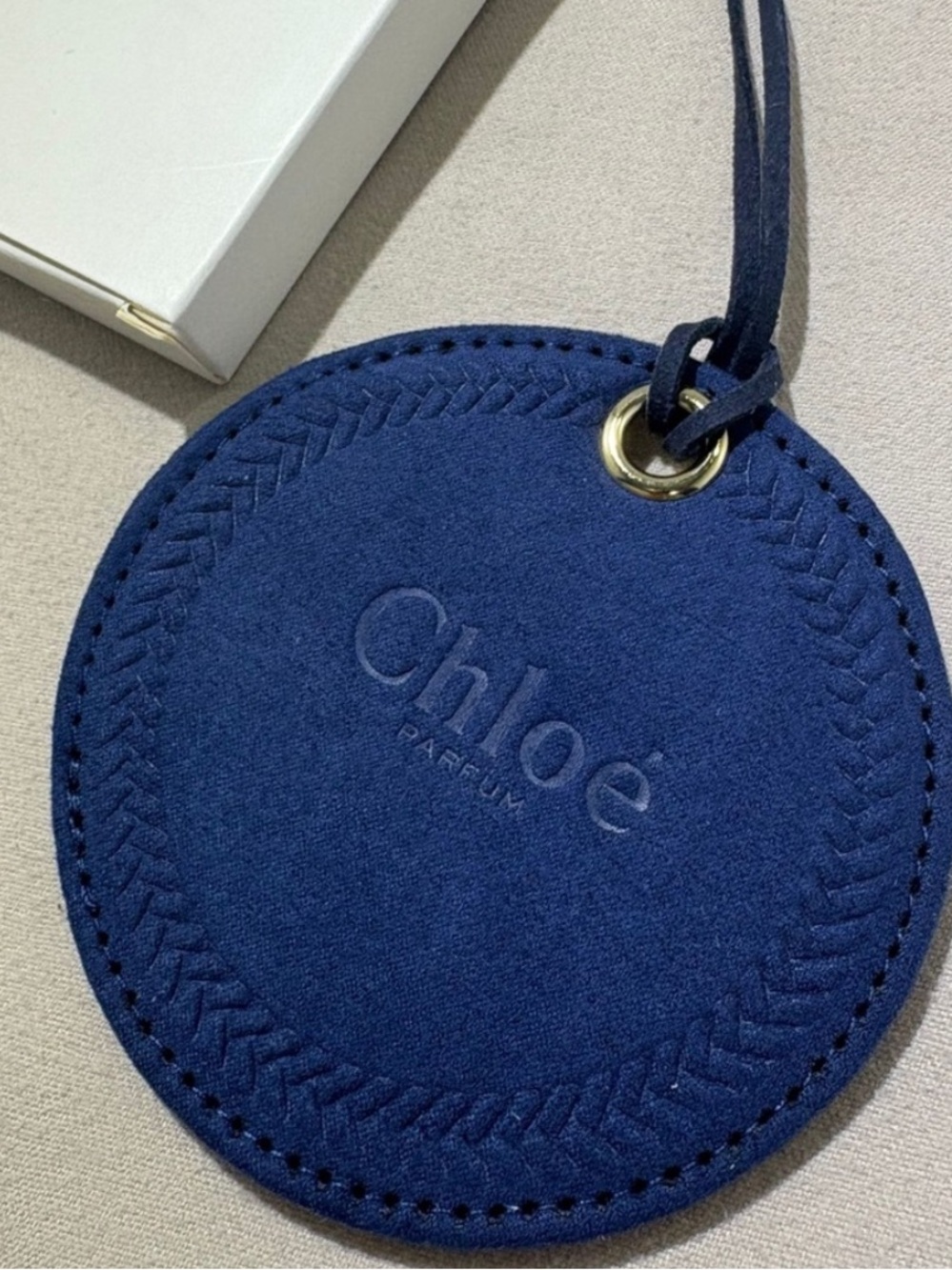 Chloe perfume gift luggage tag